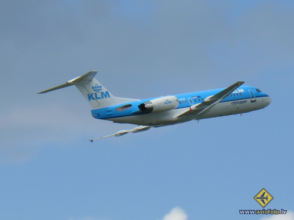 Fokker 70 (F-28-0070)